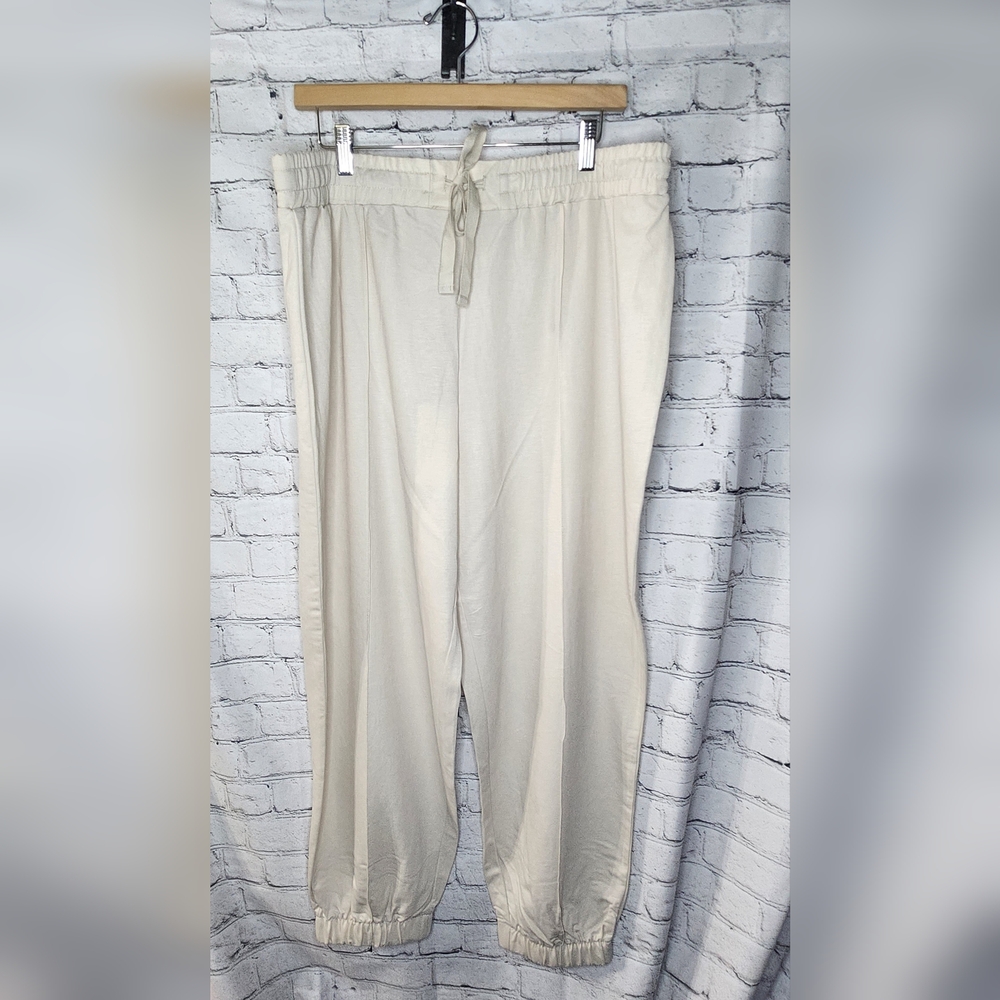 H by Halston Cream Drawstring Joggers Size‎ XL